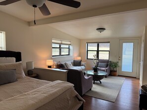 4 bedrooms, WiFi, bed sheets, wheelchair access