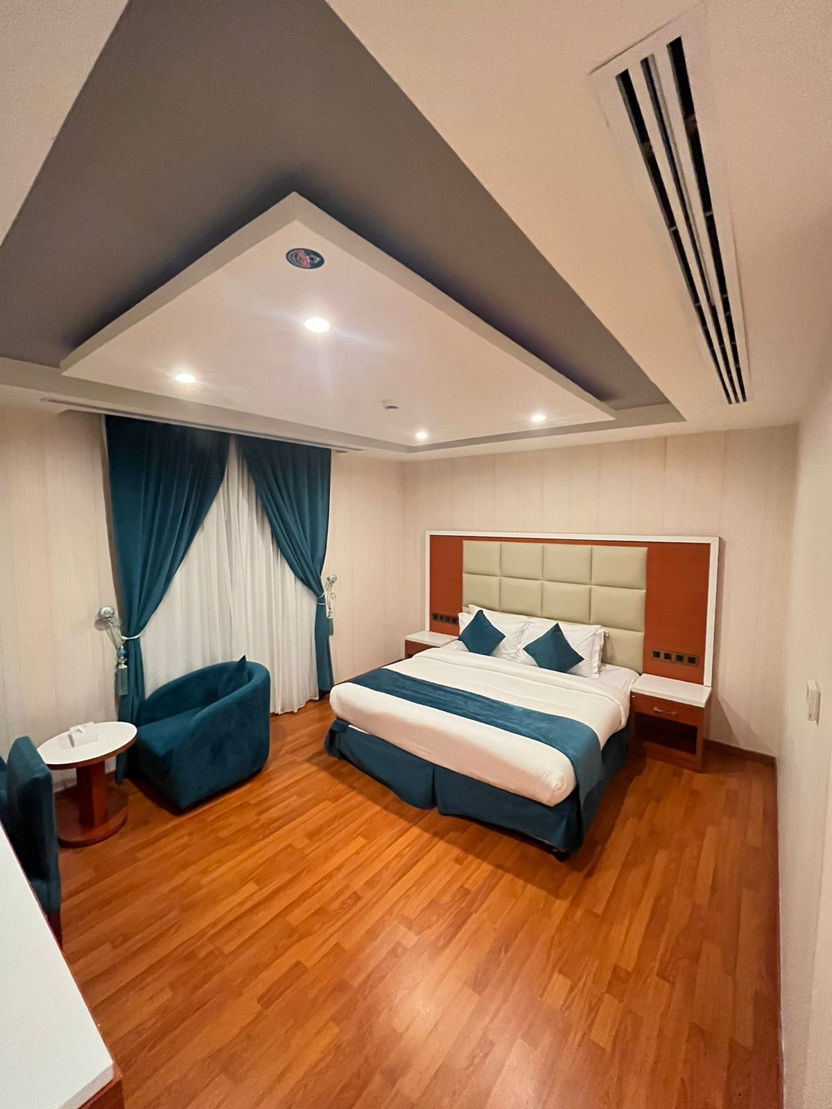 Superior Double Room | In-room safe, iron/ironing board, free WiFi, wheelchair access