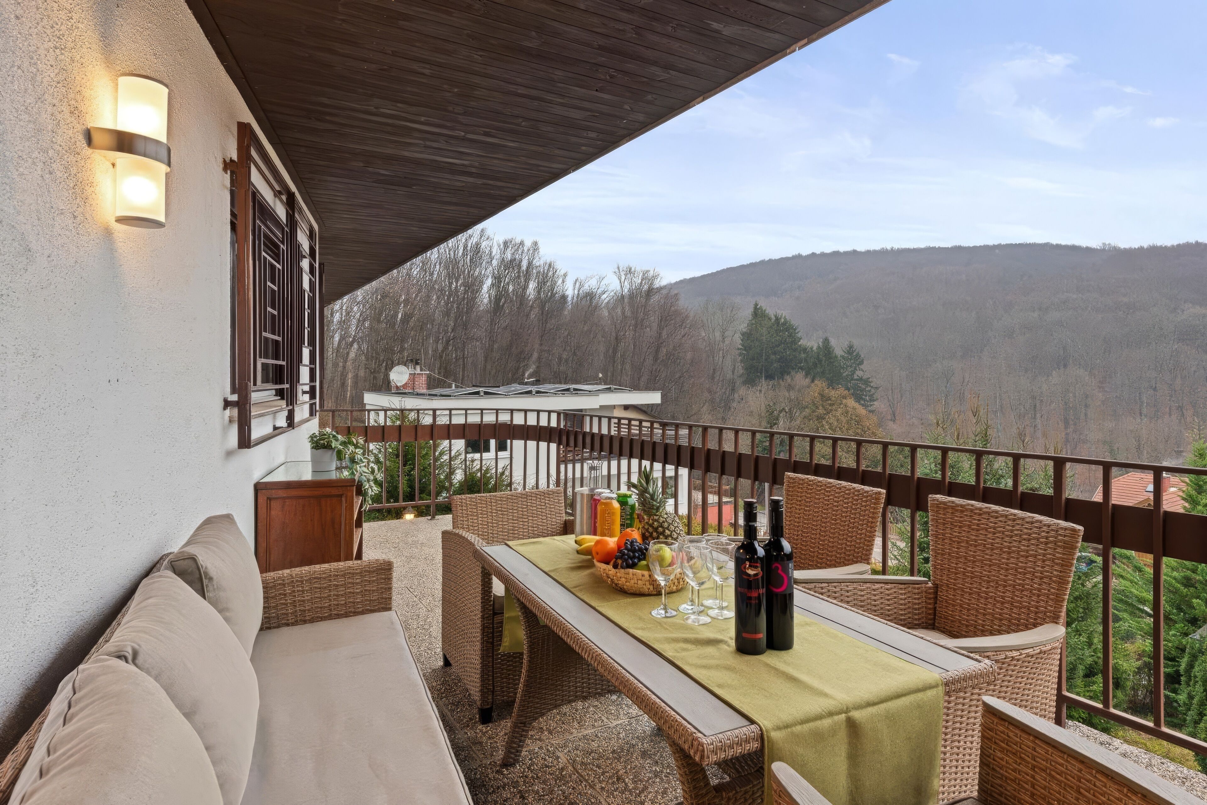 傳統別墅, 私人泳池, 山景 | 露台/庭院