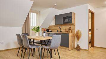 Family Suite | In-room dining