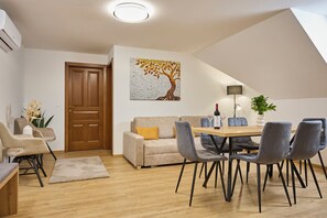 Family Suite | Living area - Villa Olea (Tihany)