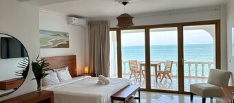 Ultra Infinity Hotel