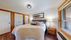 2 عدّة غرف نوم وواي فاي وملاءات أسرّة