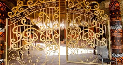 ike's Cultural village