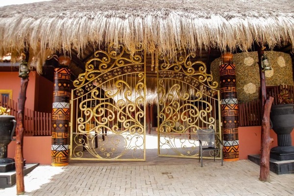 Perincian bahagian luar