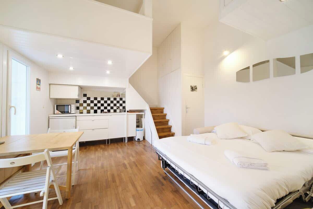 1 bedroom, iron/ironing board, travel cot, WiFi