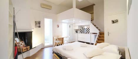 1 bedroom, iron/ironing board, travel crib