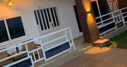 Okpèyèmi guest house