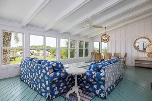 House, Multiple Beds, Kitchen, Ocean View | Living area - 715 Winter Trout (Fripp Island)