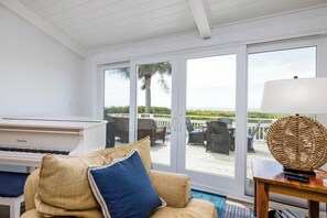 独立别墅, 多张床, 厨房, 海洋景观 | 起居区