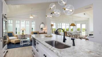 House, Multiple Beds, Kitchen, Ocean View | Private kitchen