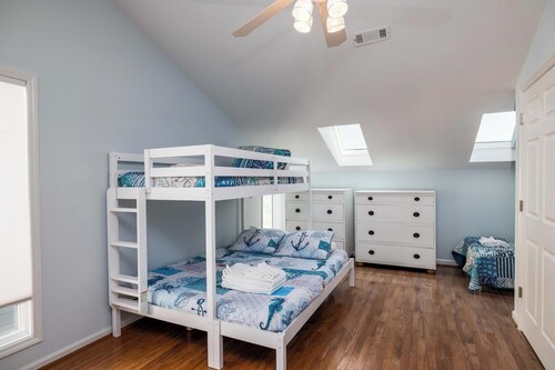 325 Ocean Point