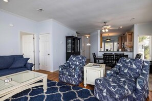 House, Multiple Beds, Kitchen, Ocean View | Living area - 325 Ocean Point (Fripp Island)
