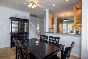 House, Multiple Beds, Kitchen, Ocean View | Dining - 325 Ocean Point (Fripp Island)