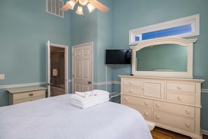 House, Multiple Beds, Kitchen, Ocean View | 4 bedrooms - 325 Ocean Point (Fripp Island)