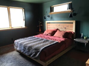 2 dormitorios, tabla de planchar con plancha, wifi gratis y ropa de cama