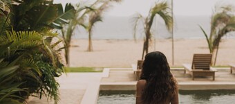 Casa Cangrejo Beach front 5-bedroom villa in Puerto Escondido