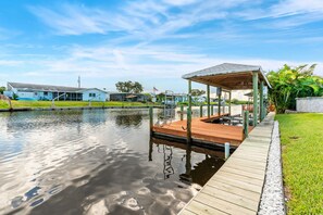 Property grounds - Canal-Front 5BR Home with Pool Near Port Canaveral and Kennedy Space Center (Merritt Island)