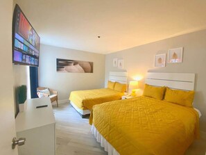 2 chambres, coffres-forts dans les chambres, bureau