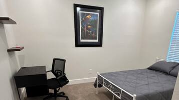 3 bedrooms, WiFi, bed sheets