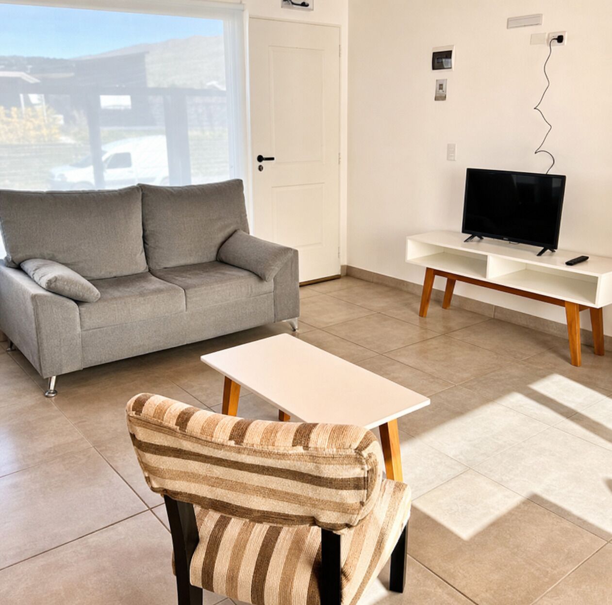 Departamento clásico | Área de sala de estar | Smart TV 