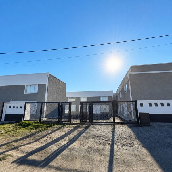 Front of property - Adventure Aparts  (El Calafate)