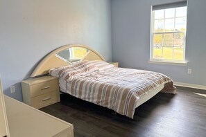 3 sovrum, strykjärn/strykbräda, wi-fi och sängkläder