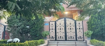 Cozy 2 bedroom apartment with greenery view and quiet stay