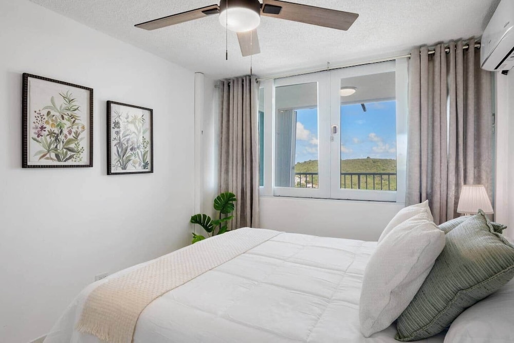 Curated visual reference: Fresh Look at High Rise Beachfront Panoramic Views Poo Floor 24 Sardinera