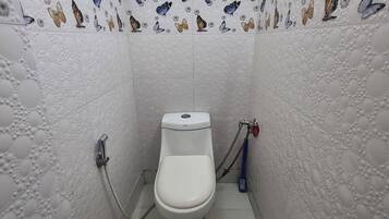 Shower, towels, soap