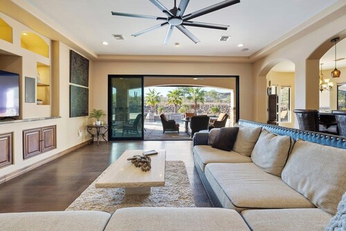 Copper Sky Retreat - Lux villa & pool