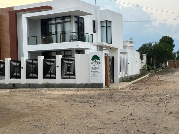 Voorkant van accommodatie