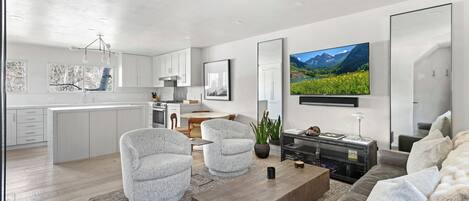 Televisión, chimenea