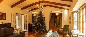 Tranquil 4-Bedroom Hideaway Nestled in the Trees with Screened in Porch