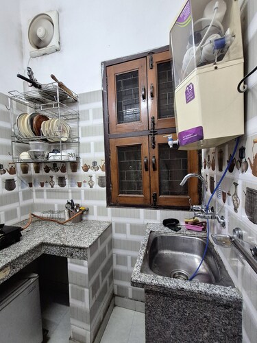 Cozy Private Nest Vasant Vihar with kitchen Vasant Vihar