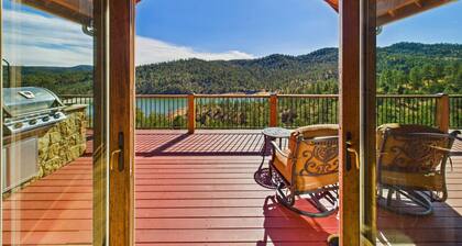 Grindstone Lake Lodge -Views-Family Reunion Ready