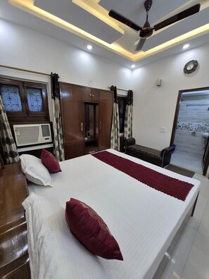 2 habitaciones, internet y ropa de cama