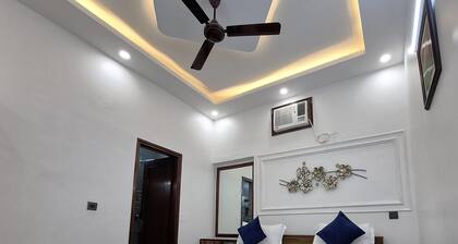 Embassy District 2BHK - Vasant Vihar, Royal Suite