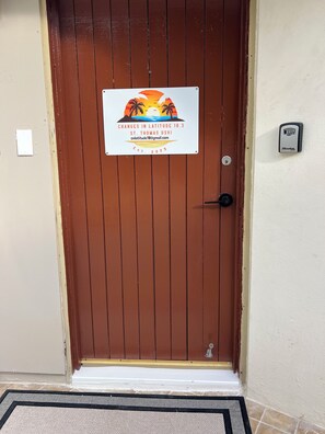 Exterior detail - Changes in Latitude 18.3 spacious Mahogany Run condo with ocean views. (St Thomas)