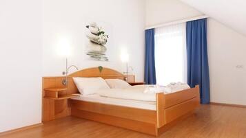 In-room safe, free WiFi