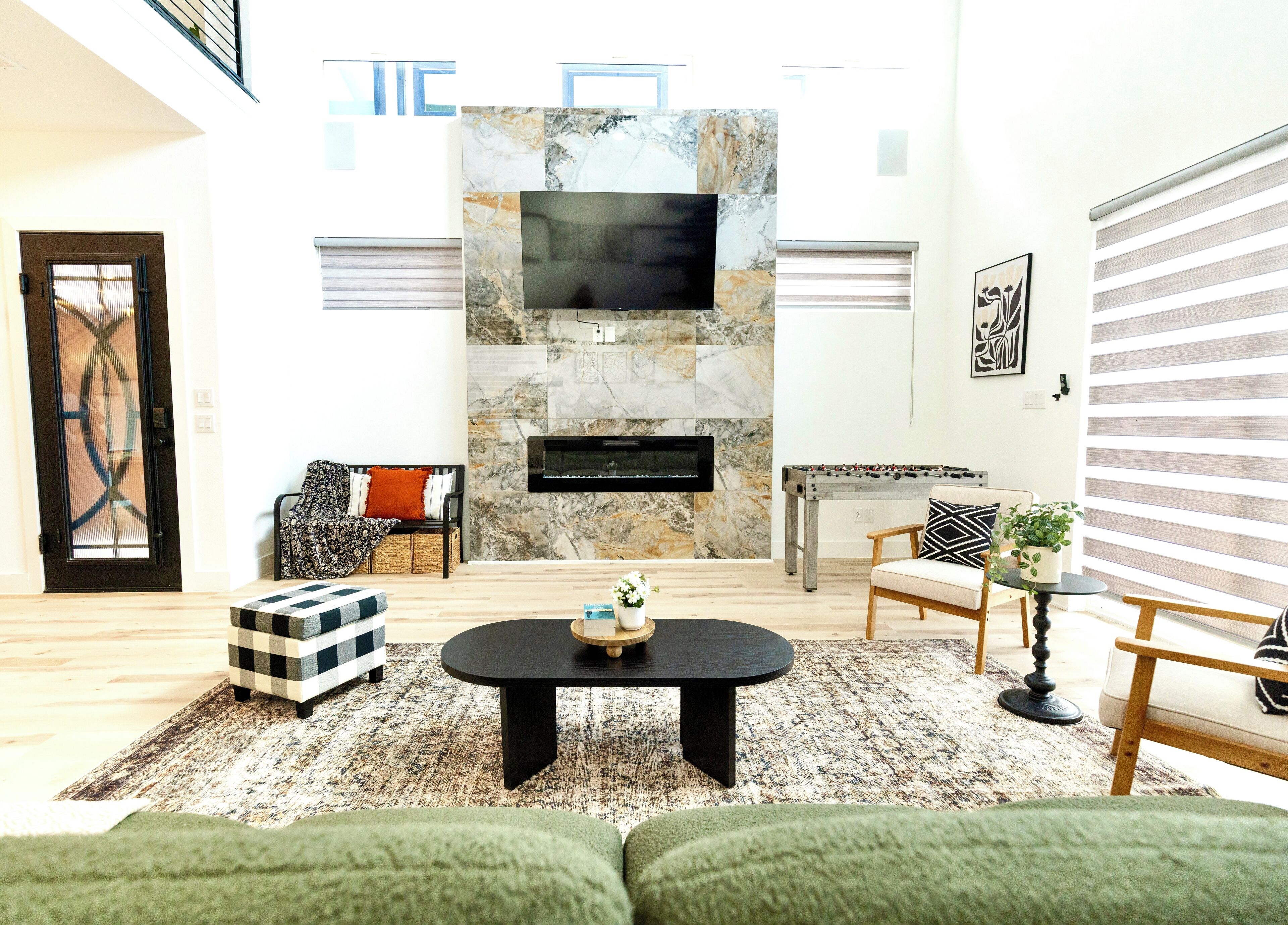 Smart TV, fireplace, table football