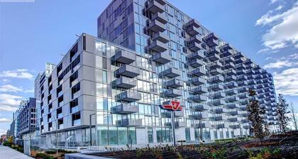 Cozy 1-bedroom plus den condo near Yorkdale mall with fitness room in Toronto