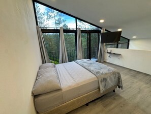 4 dormitorios, tabla de planchar con plancha, Internet y ropa de cama