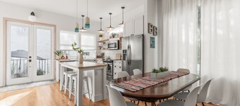 Charming Downtown Treasure - Enchanting home with new hot tub