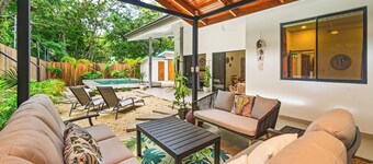 Casa Tortuga – Modern 3BR Pool Home by the Beach