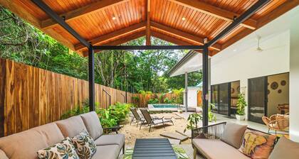 Casa Tortuga – Modern 3BR Pool Home by the Beach