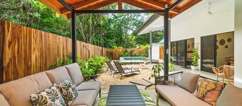 Casa Tortuga – Modern 3BR Pool Home by the Beach
