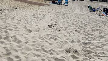 Sun loungers, beach towels