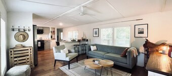 Secluded 2.5-Acre Retreat: Rustic Charm & Modern Comfort in Land O’ Lakes.