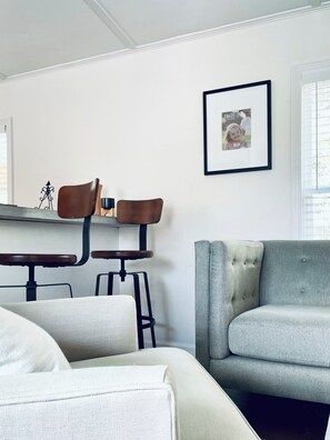 Älytelevisio, kirjoja, stereot